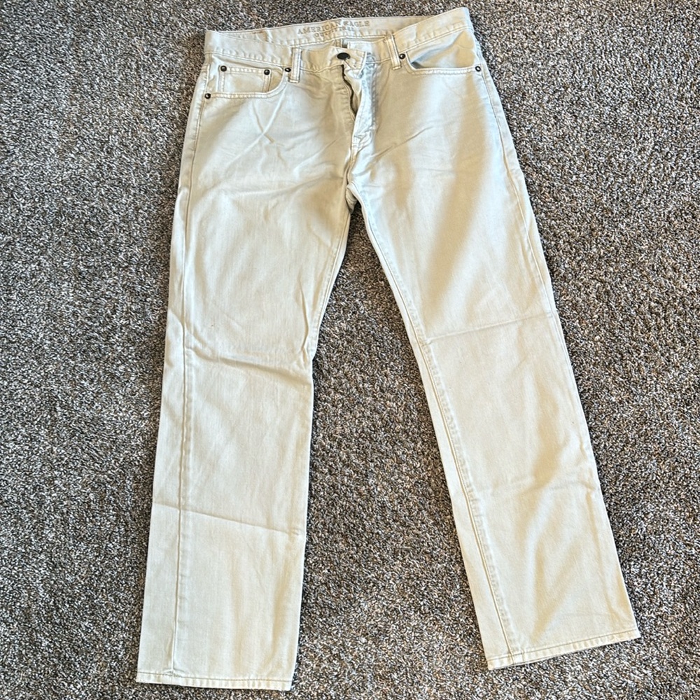 Men’s White Washed Jeans
